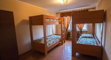 Фото номера Двухъярусная кровать в общем номере для мужчин Гостиница Like Hostel г. Южно-Сахалинск 4