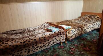 Фото номера Бюджетный трехместный номер Гостиница Гостевой Дом Ким Хаус г. Южно-Сахалинск 8