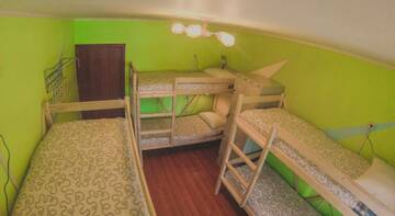 Фото Гостиница Ostrova Hostel г. Южно-Сахалинск 4