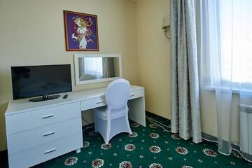 Фото номера Апартаменты с 1 спальней Гостиница Imperial Palace Hotel г. Южно-Сахалинск 7
